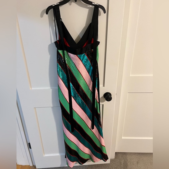 Diane Von Furstenberg one-of-a-kind D-Ring Crossover Sequins & Silk Dress - Picture 11 of 15